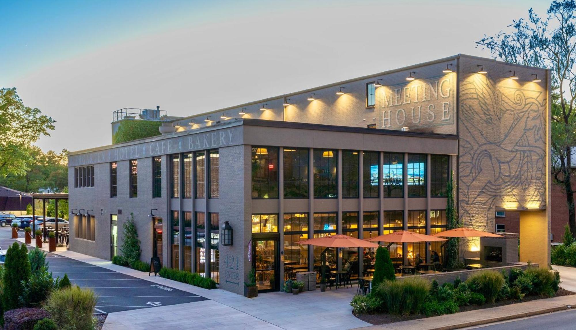 Meeting House Boutique Hotel Falls Church Exteriör bild